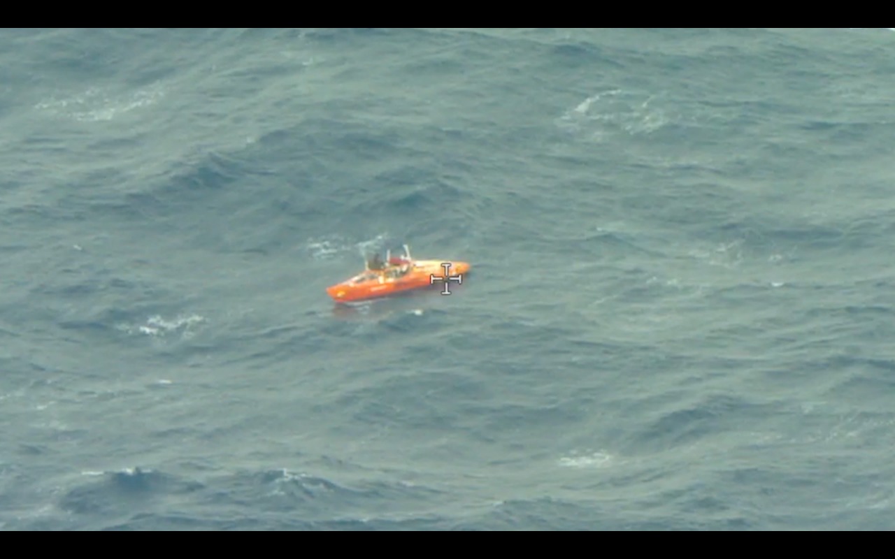 Armada contactó a kayakista ruso que ingresó remando a Chile