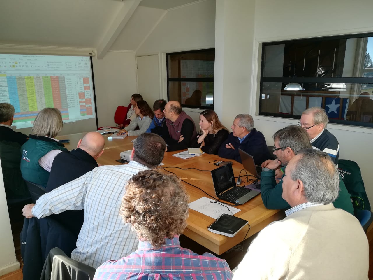 Reunión binacional busca homologar y agilizar procedimientos sanitarios silvoagropecuarios: Representantes de SAG Magallanes y Senasa Argentina se reunieron en control fronterizo Integración Austral