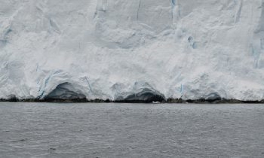 Centro IDEAL informa: Glaciar antártico presenta evidencias del calentamiento global