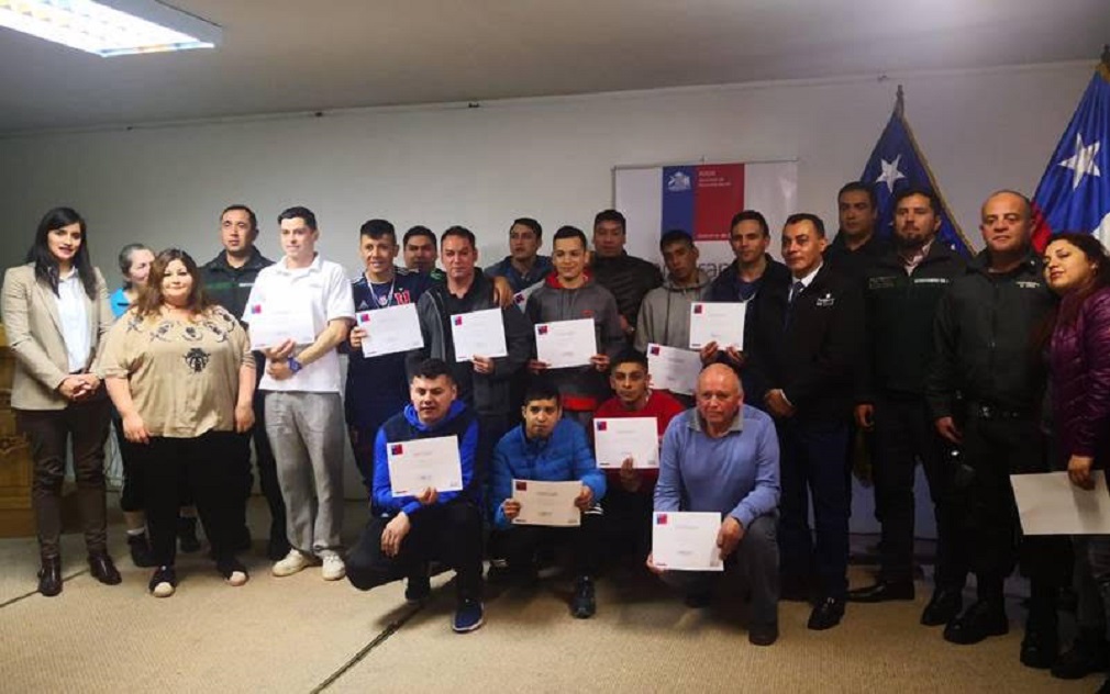 FOSIS certificó en Educación Financiera a 30 personas privadas de libertad en Punta Arenas