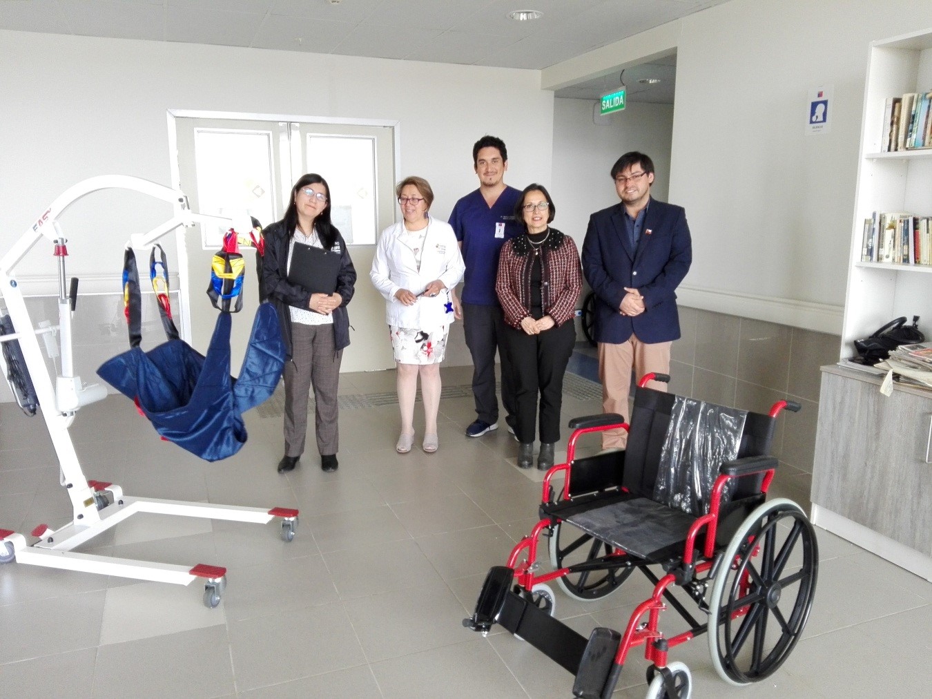 Entrega de ayudas sociales se efectuó en el Hospital Dr. Chamorro de Porvenir