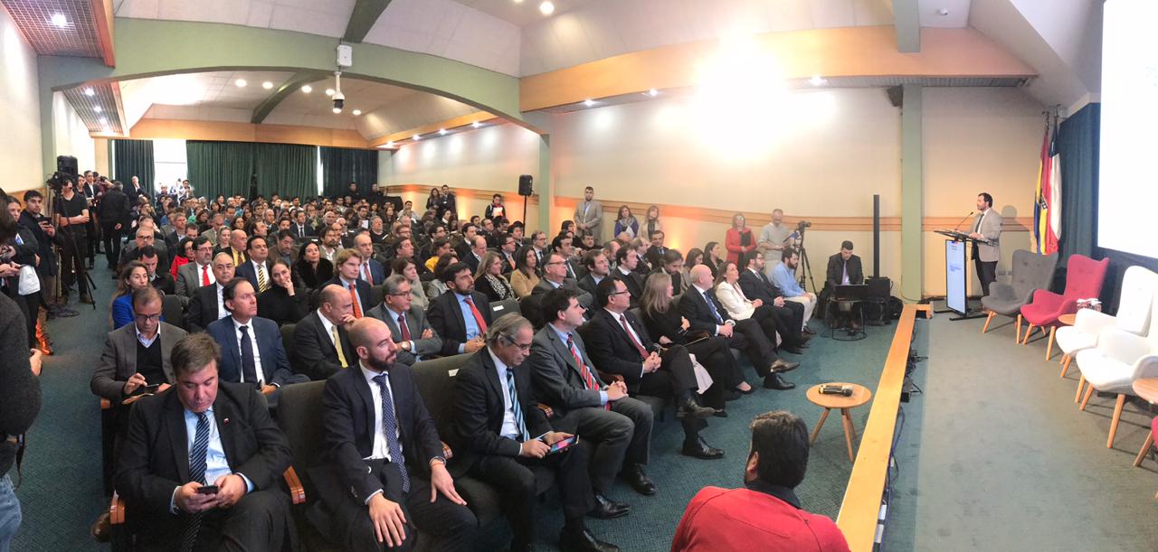 Ministra de Energía destaca en la Cuenta Pública el rápido crecimiento de las energías renovables y la electromovilidad