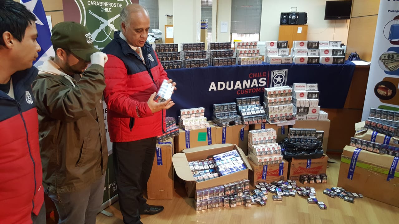 Aduana y SIP de Carabineros incautan cargamento de cigarrillos de contrabando