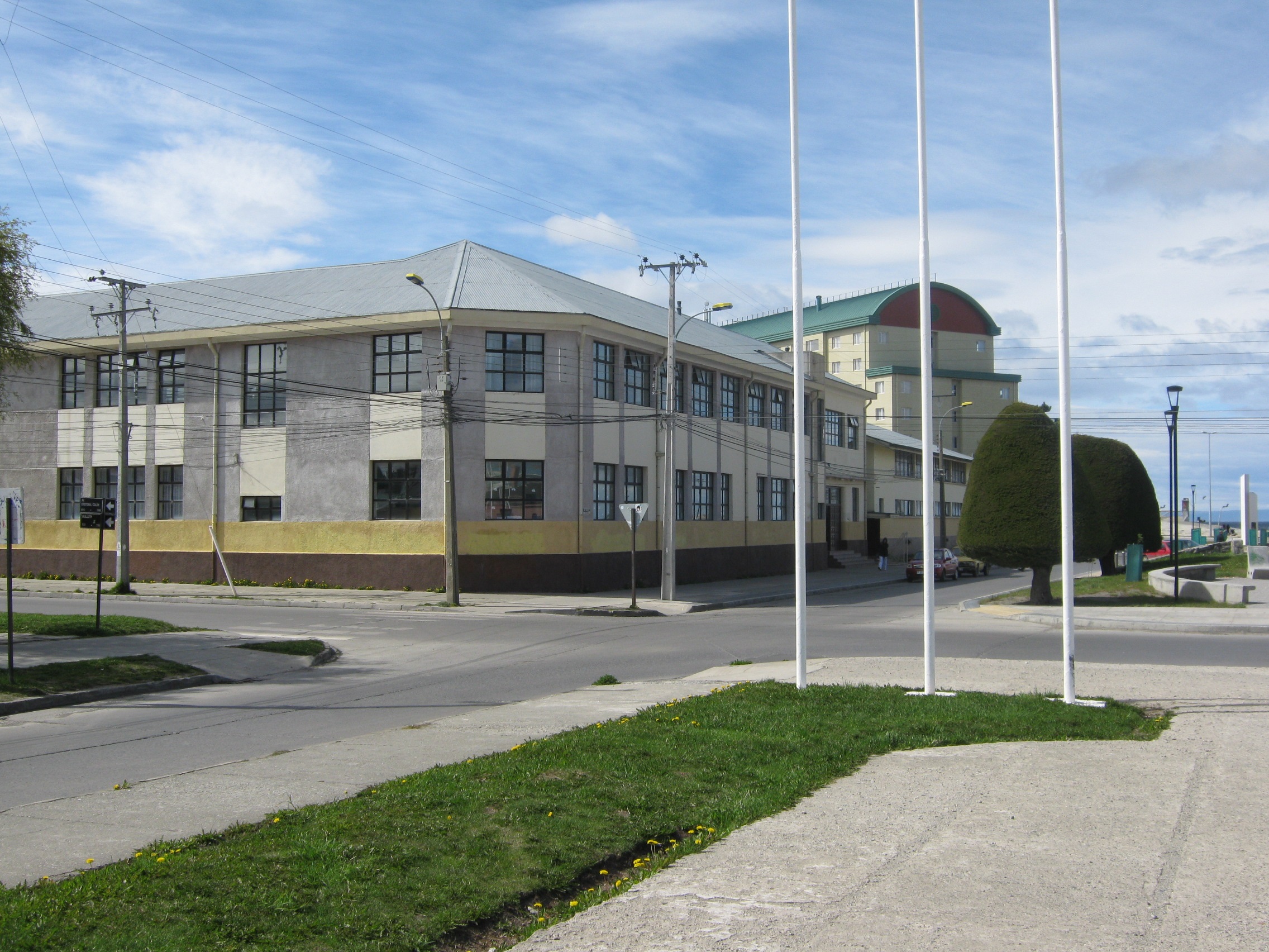 Profesores y Asistentes de la Educación del Liceo Luis Alberto Barrera emiten comunicado tras denuncia en Fiscalía por presunto abuso sexual