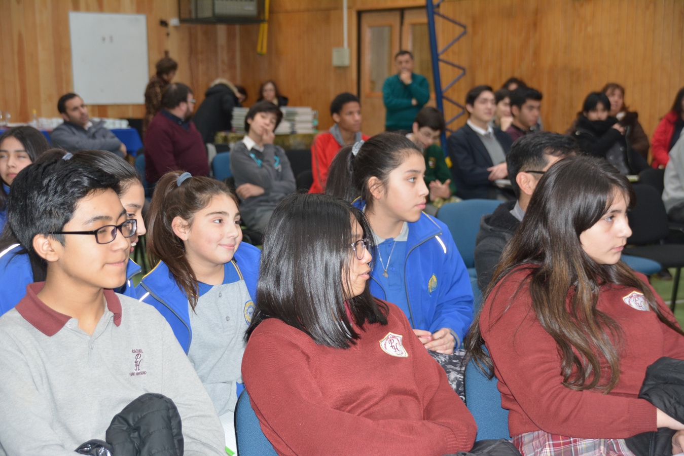 Centros de estudiantes de colegios municipales de Punta Arenas se capacitaron en Ley de Drogas y Responsabilidad Penal Adolescente
