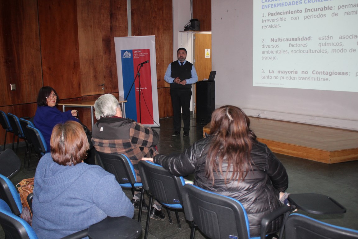 Se efectuó en Punta Arenas un Taller sobre uso racional de los medicamentos