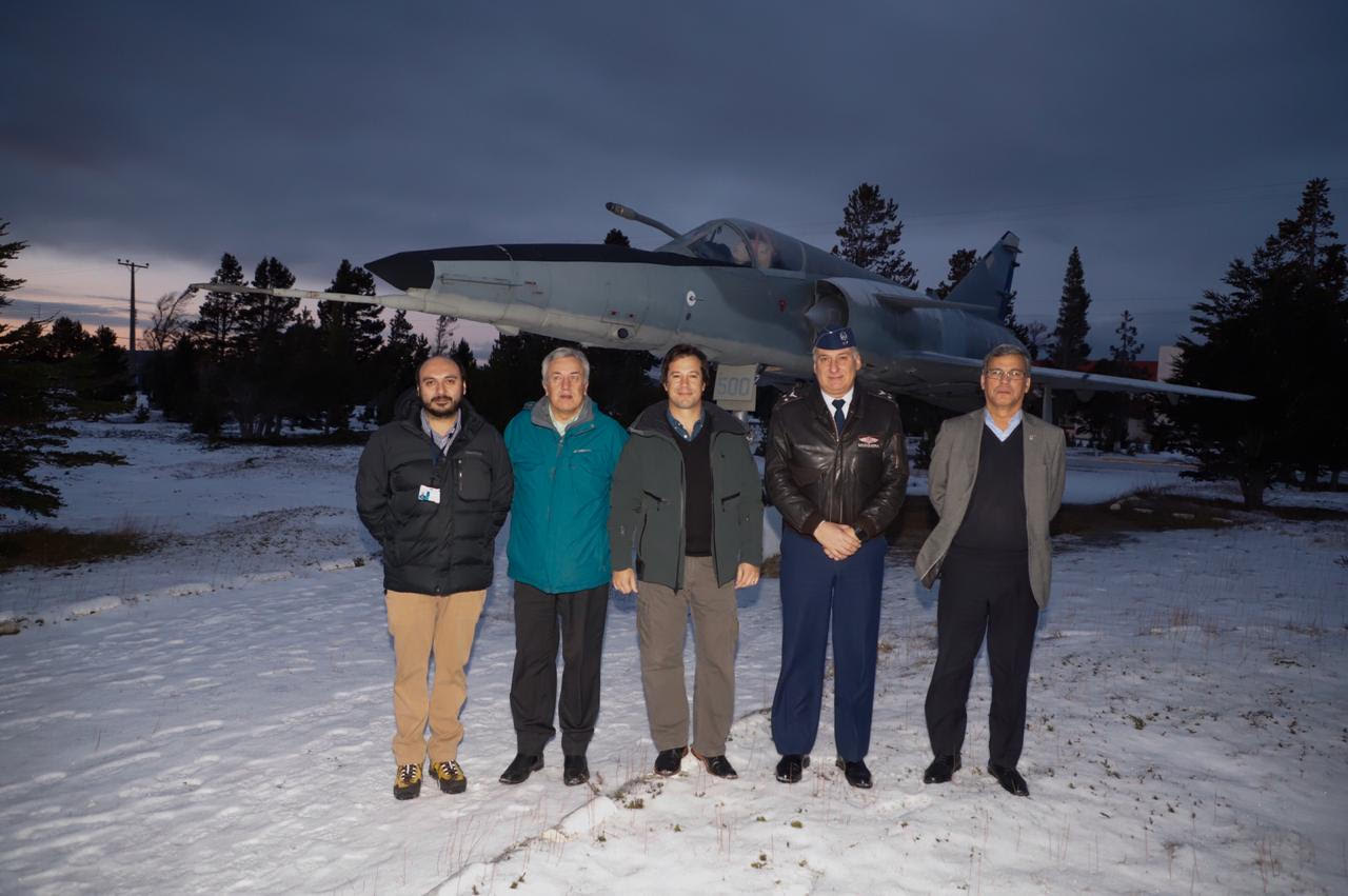 Subsecretario de Obras Públicas visitó la IV Brigada Aérea en Punta Arenas