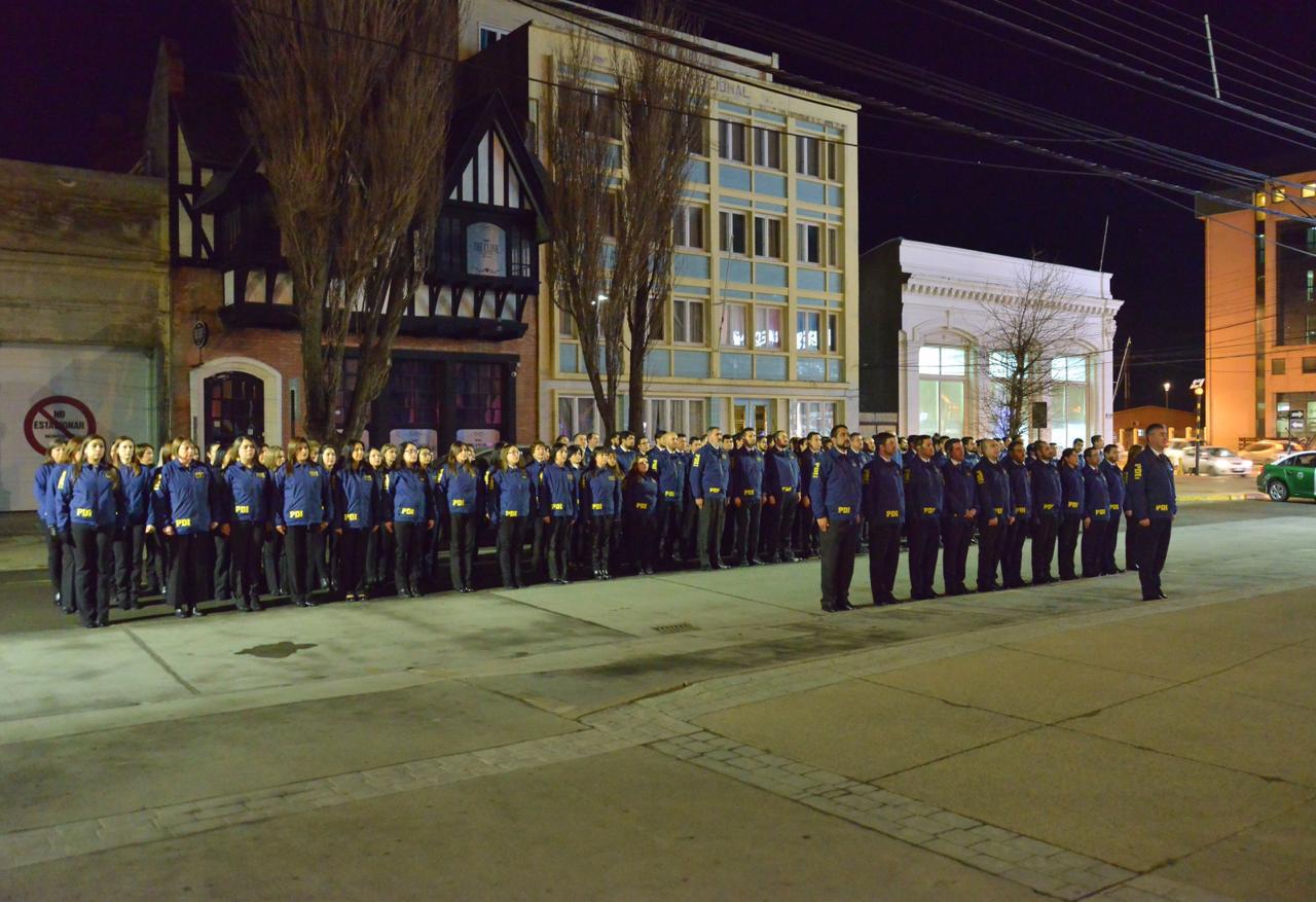 PDI celebra el 86 aniversario con lista solemne e izamiento de pabellones en Punta Arenas