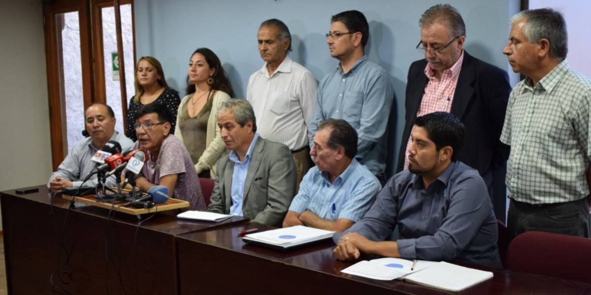 Colegio de Profesores convoca a consulta nacional a todos los docentes para definir continuidad del paro el lunes 17 de junio