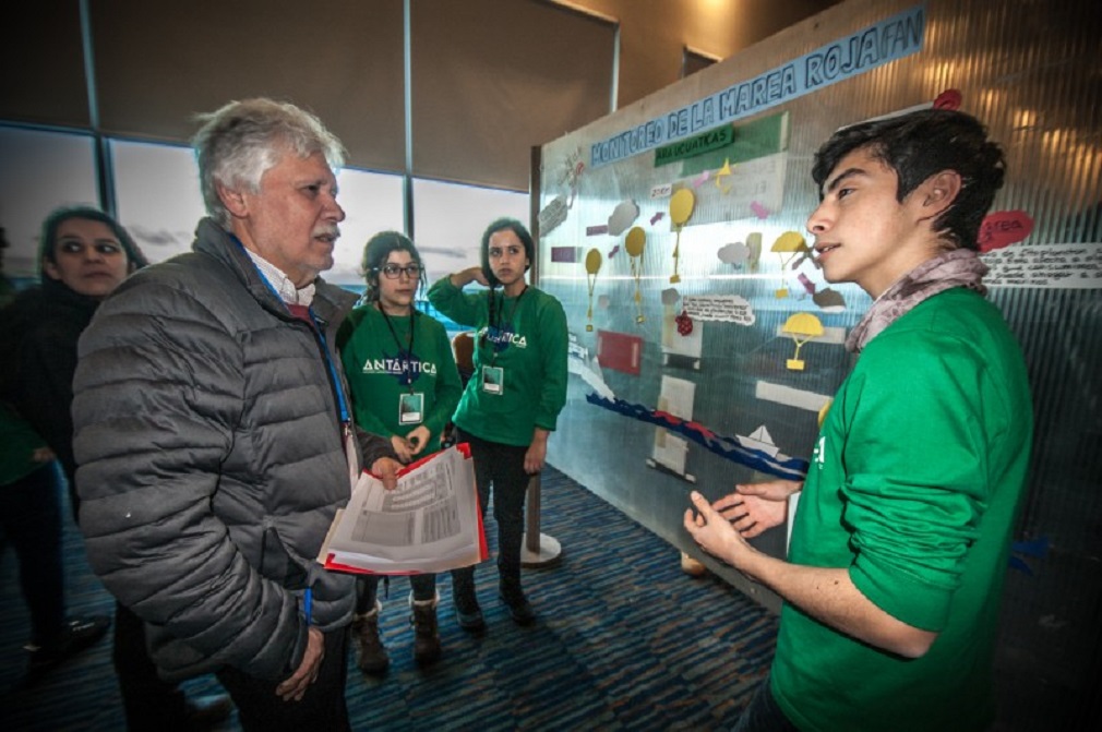 Feria Antártica Escolar 2019: Estudiantes de 15 regiones del país comienzan el sueño de llegar al Continente Blanco