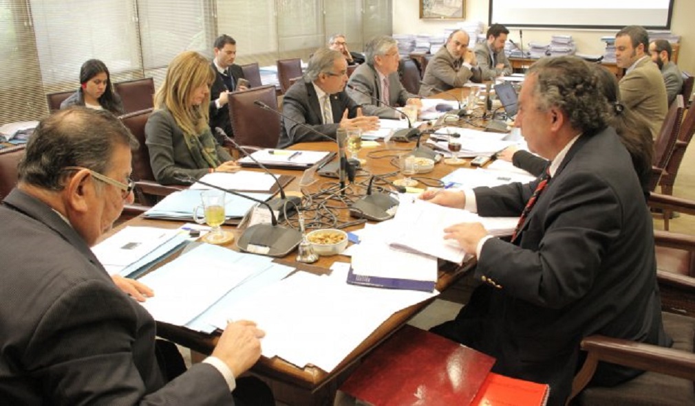 Avanza en el Congreso proyecto de ley que tiende a mejorar las condiciones de trabajo de hombres y mujeres de mar