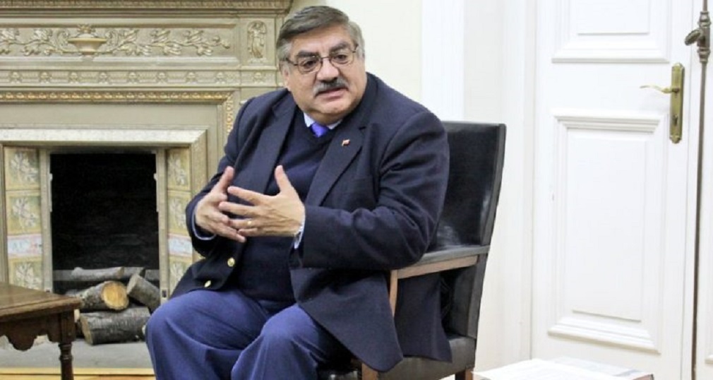 Intendente (s) de Magallanes Homero Villegas asegura que Chile está rodeado de vecinos «que no nos quieren mucho»