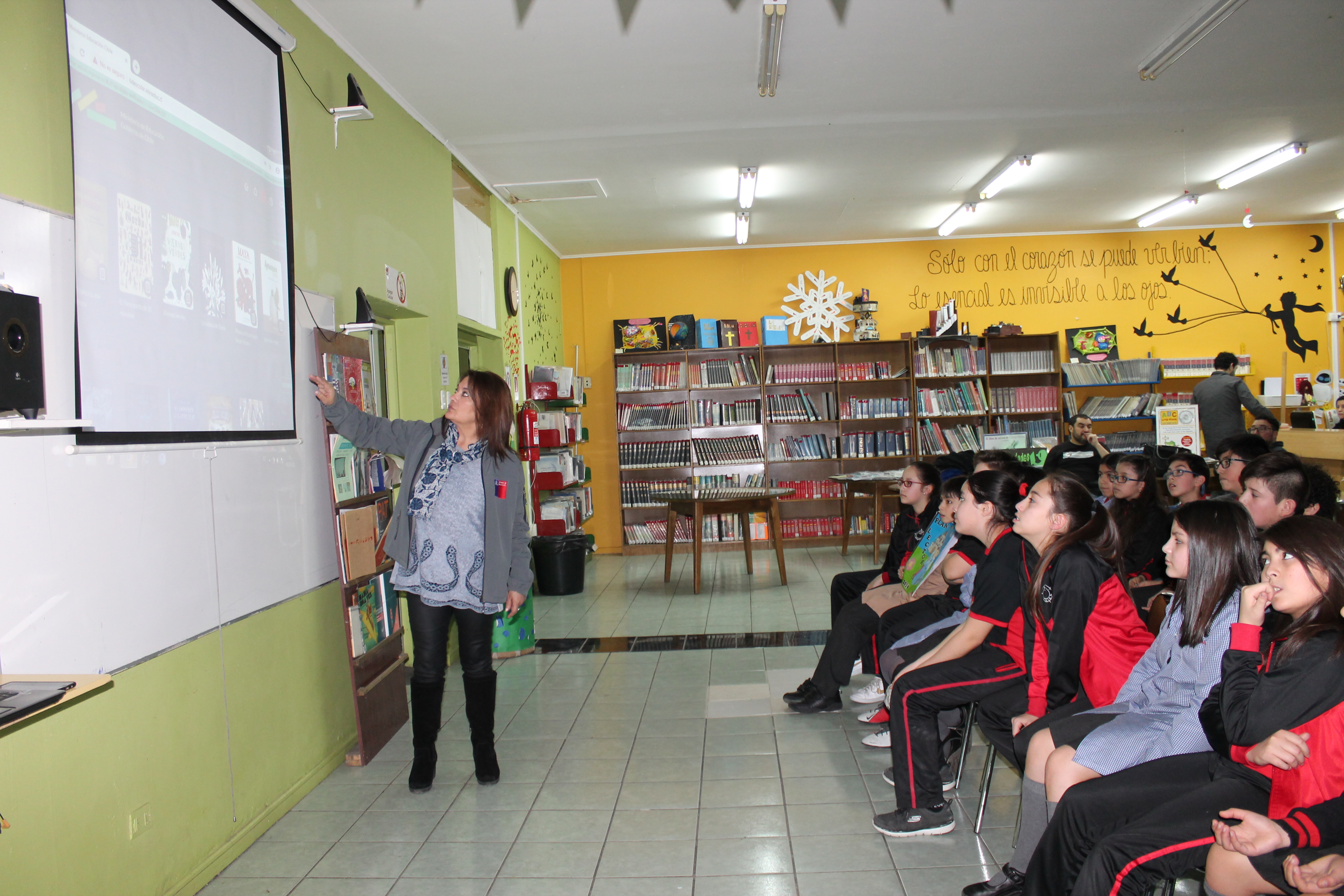 Seremi de Educación de Magallanes difunde biblioteca digital escolar como apoyo para estudiantes en vacaciones de invierno