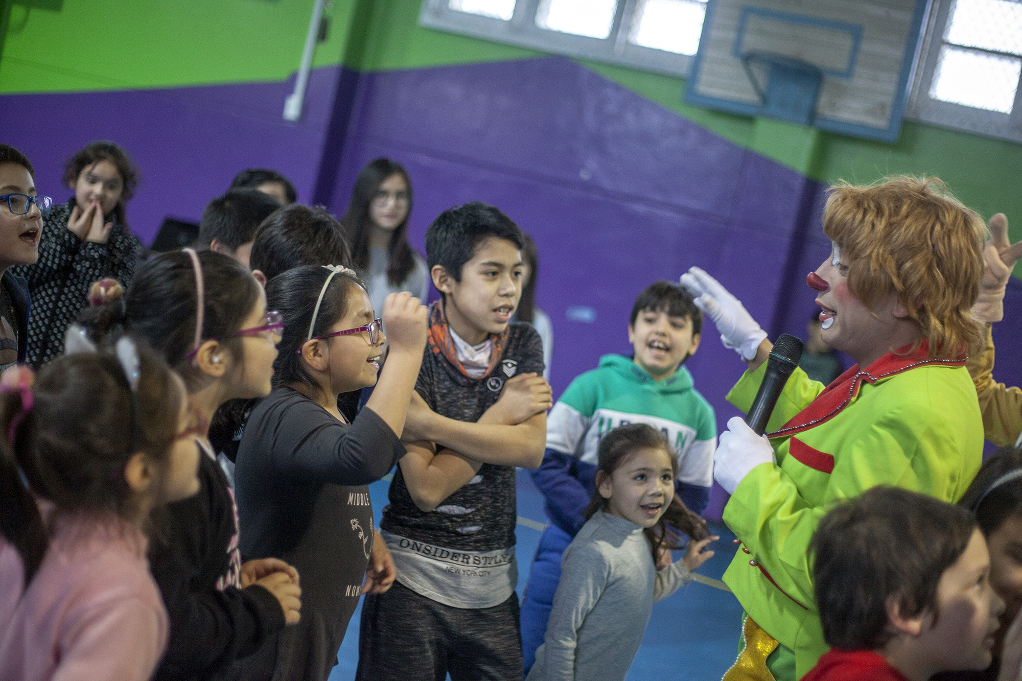 Cien niños de Punta Arenas dieron inicio a las Colonias de Invierno: la actividad es organizada por el Municipio local, con apoyo de distintas instituciones