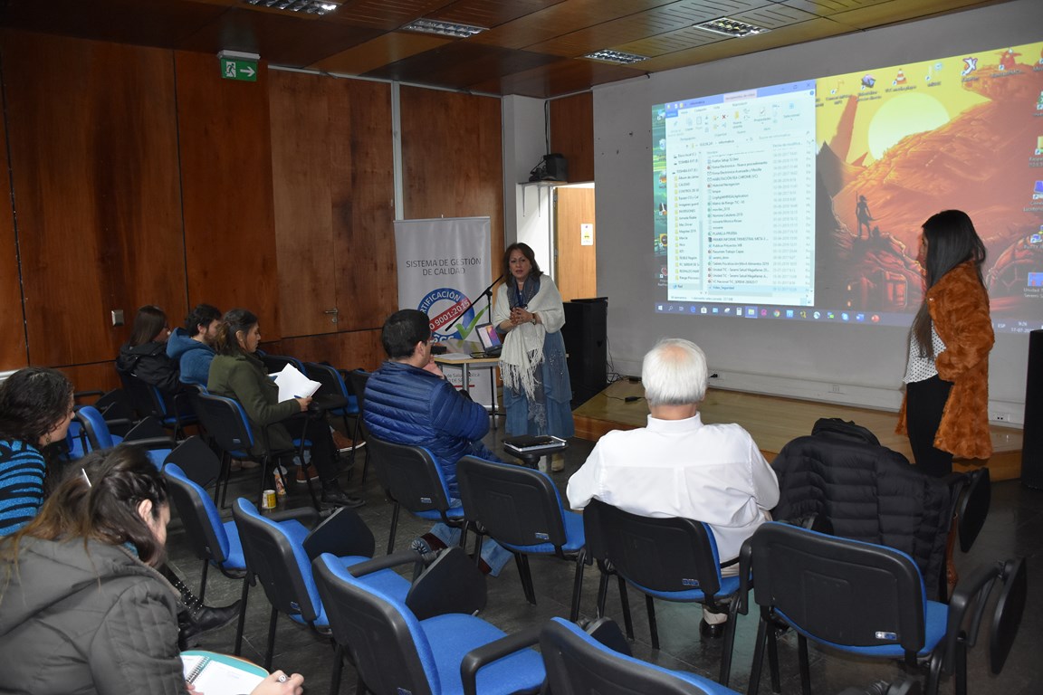 SEREMI de Salud realiza encuentro con directivos para difundir una cultura de la calidad del servicio