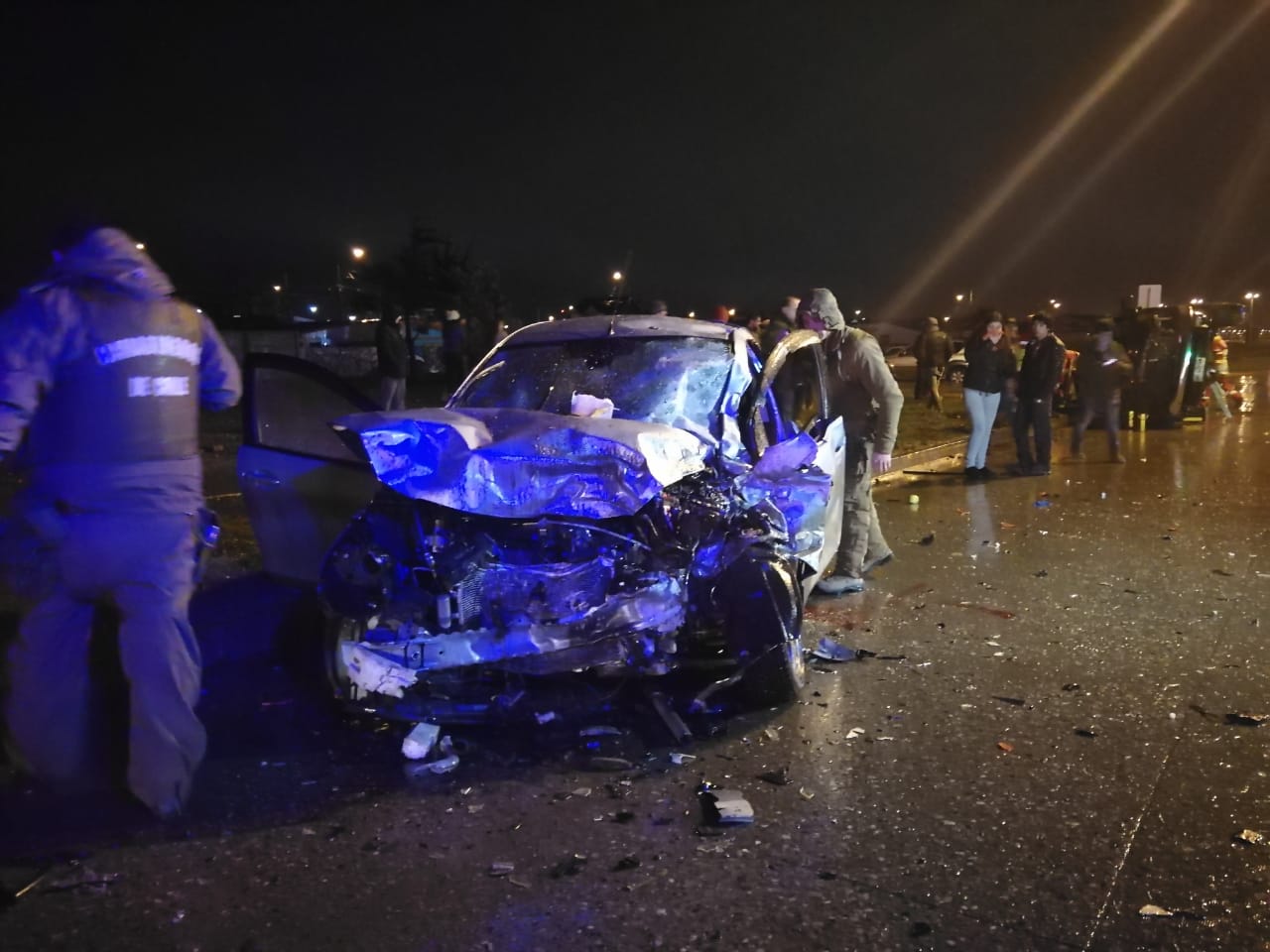 Conductor manejando en estado de ebriedad chocó contra un vehículo y volcó en Avenida Costanera: una persona fallecida