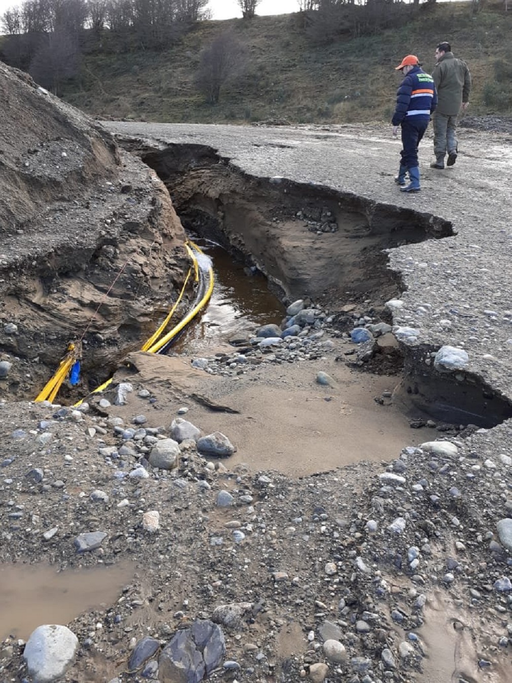 Gobernación Provincial monitorea cauce de agua en Loteo Varillas de Punta Arenas