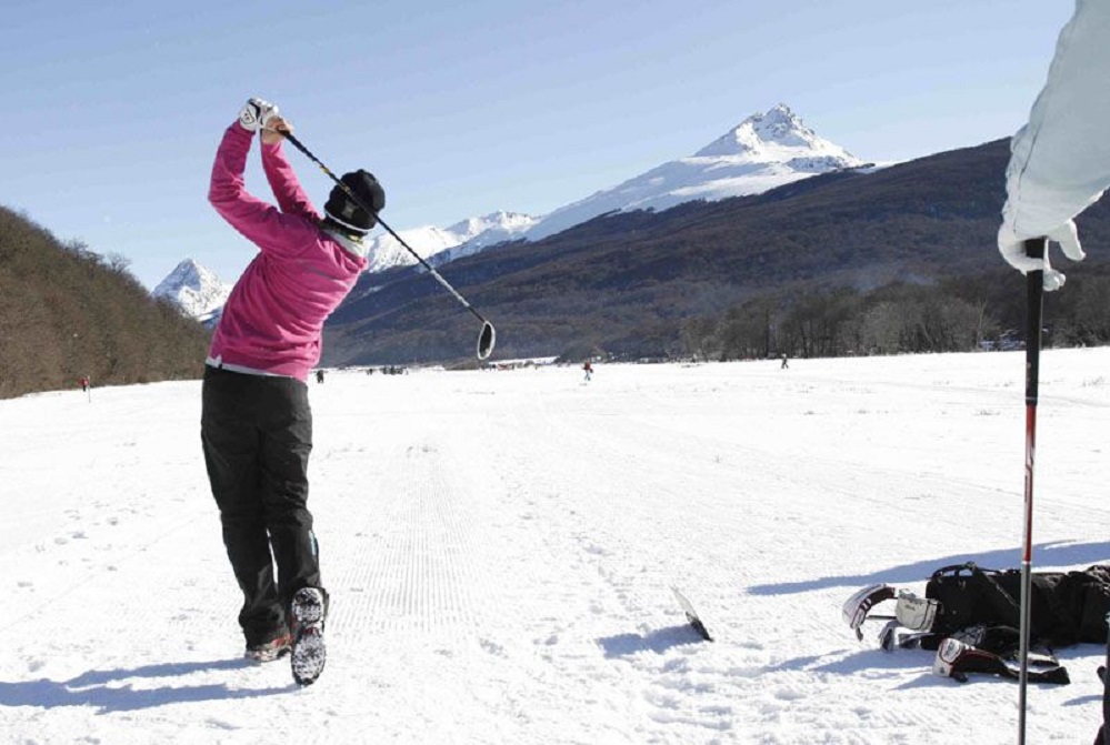 Cerro Castor en Ushuaia ofrece un fin de semana inolvidable en su centro de esquí más austral del mundo