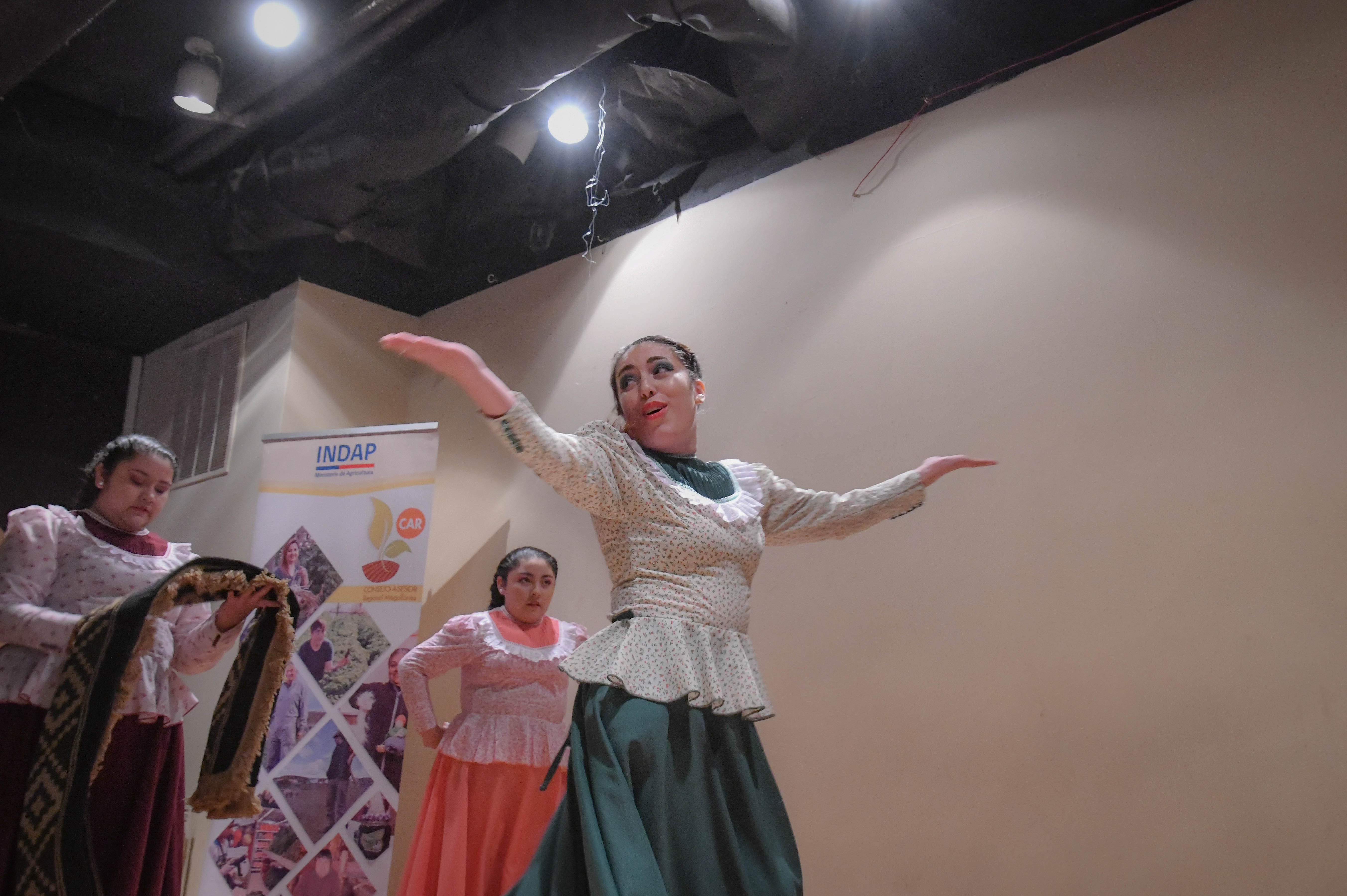 INDAP reconoce a cuatro campesinos por su esfuerzo y ganadero lechero recibe premio “Talento Rural”