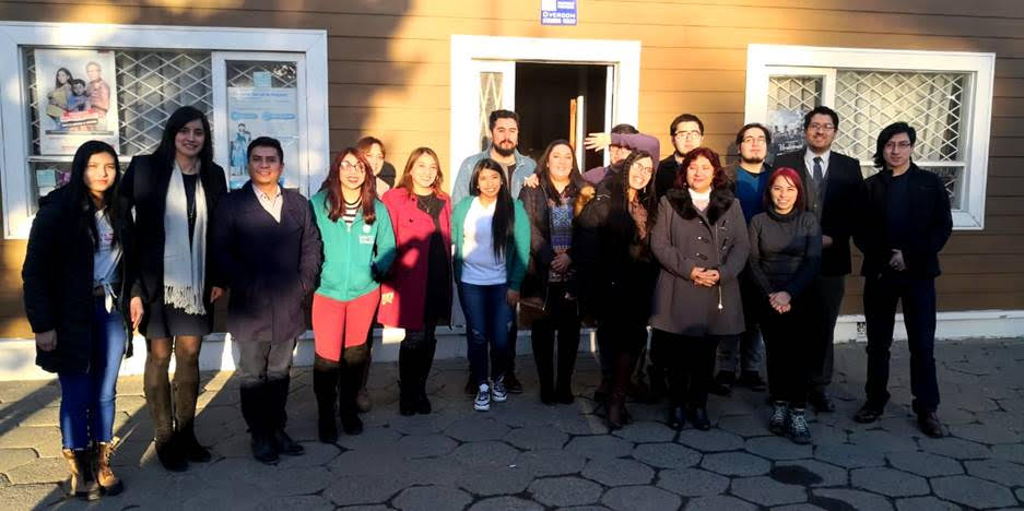 Jóvenes participan en programa Mentorea2 del INJUV