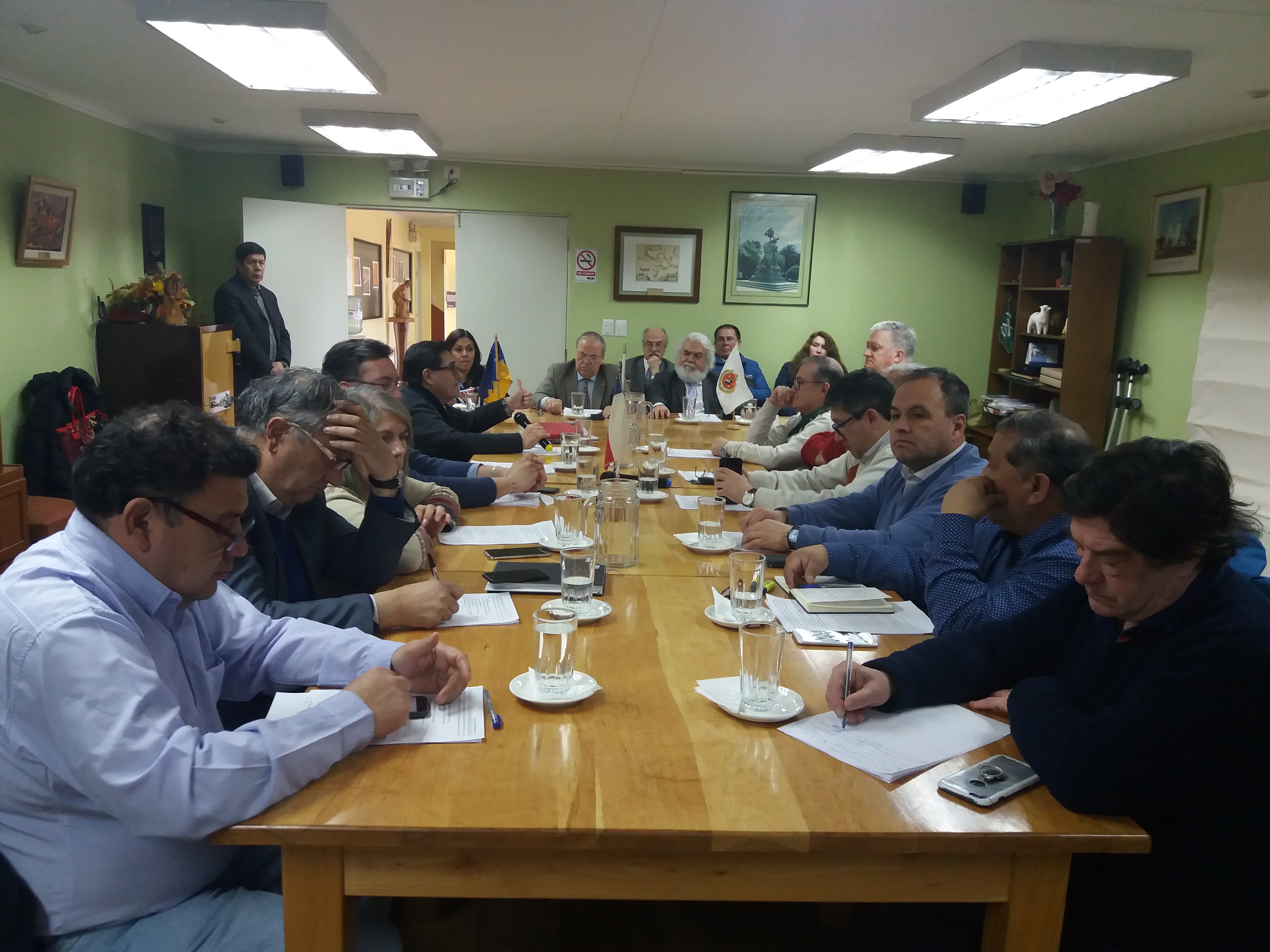 En Sesión Plenaria efectuada en Laguna Blanca CORE constató avances y desafíos comunales