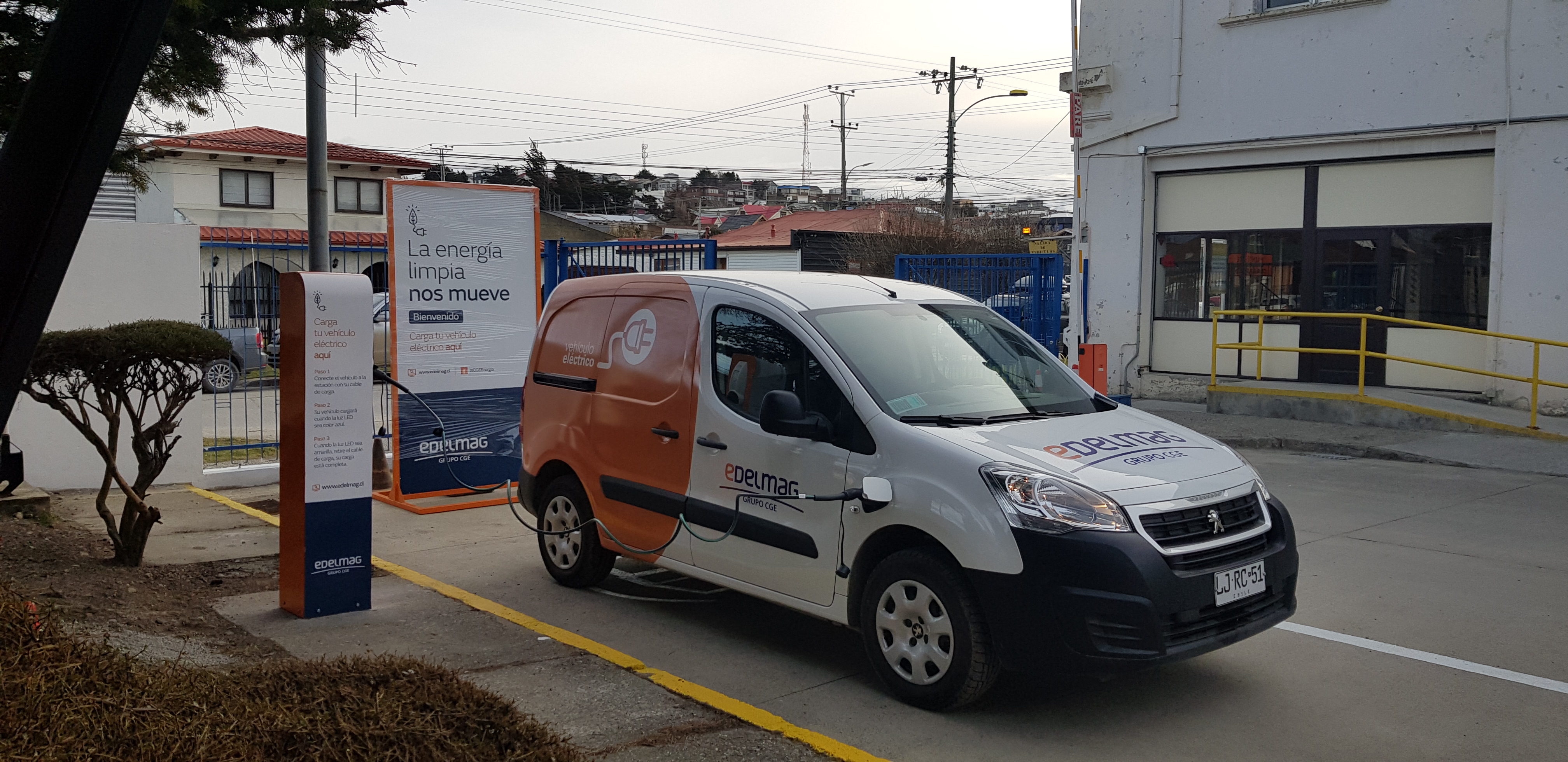 EDELMAG pone en servicio en Punta Arenas el primer punto de carga para vehículos eléctricos