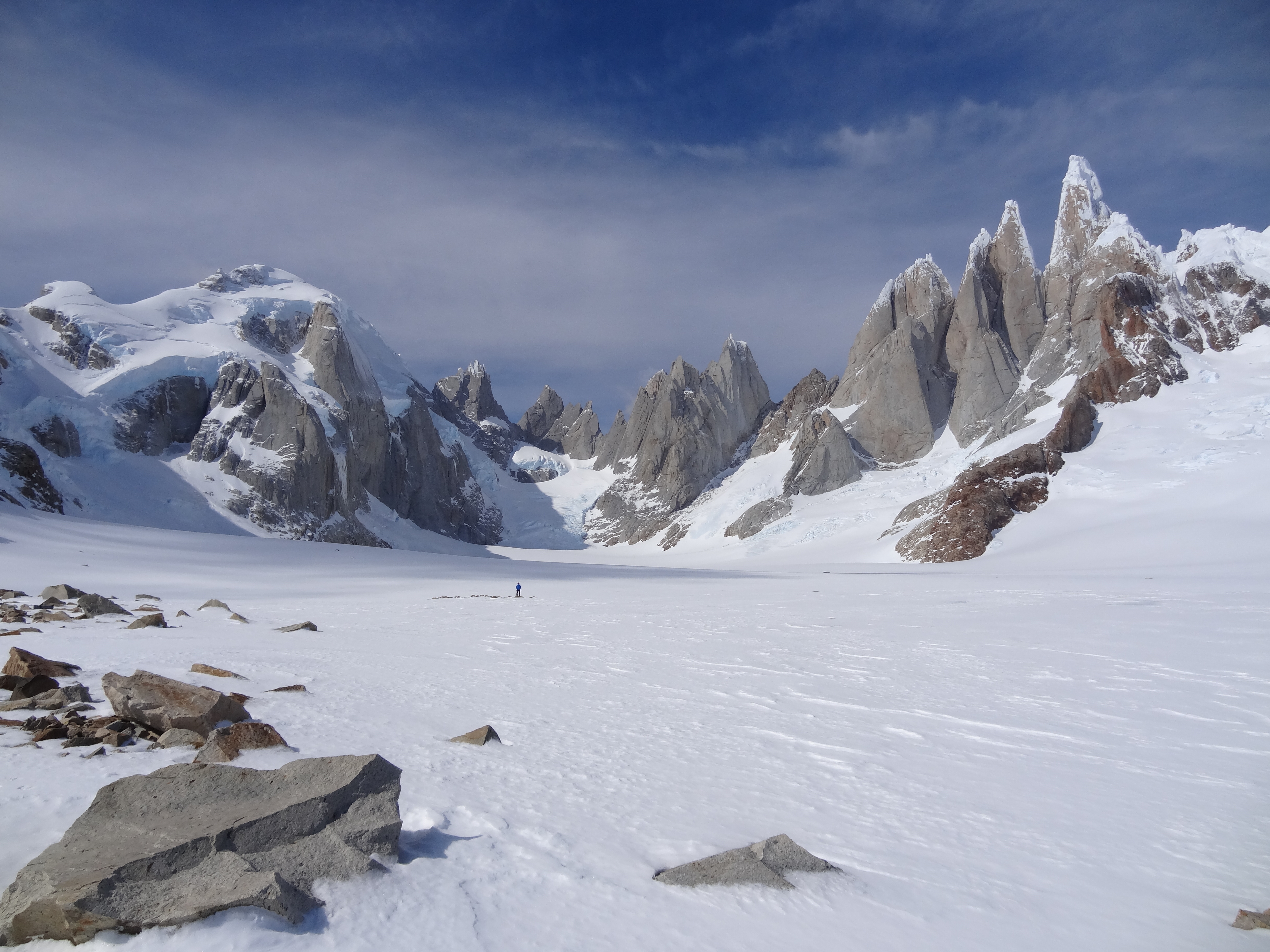 Instituto Chileno de Campos de Hielo realizará charlas y exposición fotográfica en la región de Magallanes