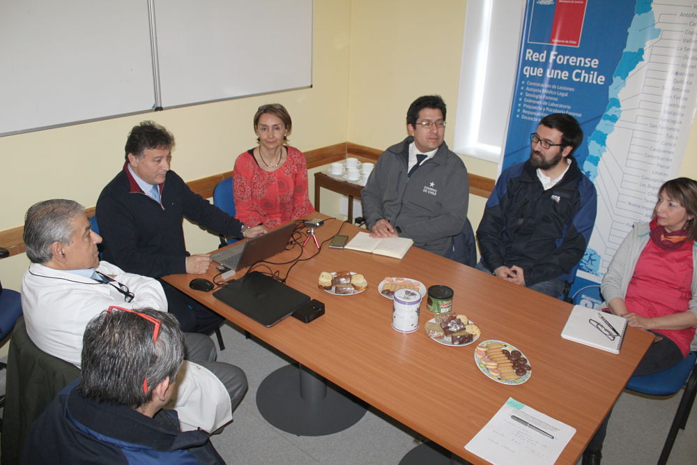 Visitó Magallanes Gastón Bocaz, Jefe del Departamento Registro Nacional de ADN del Servicio Médico Legal,