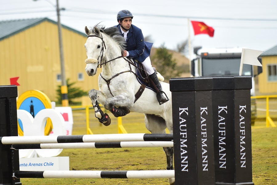 17º versión fue realizada en Ojo Bueno: Joaquín Riquelme y el caballo «Adelanto» triunfaron en el Gran Premio de Concurso internacional de Salto Ecuestre