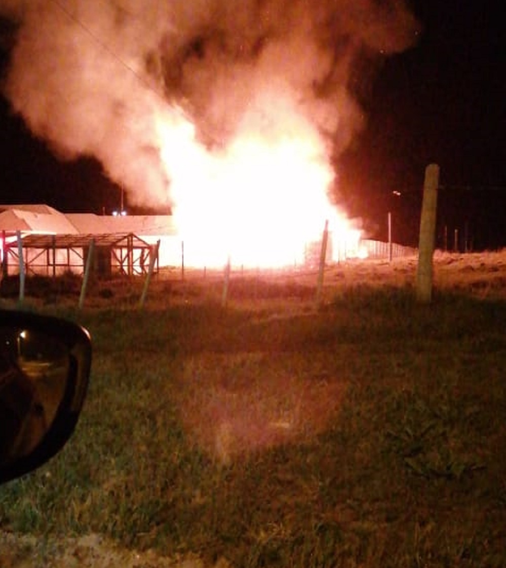 Una secuencia de incendios se registró esta madrugada en Porvenir