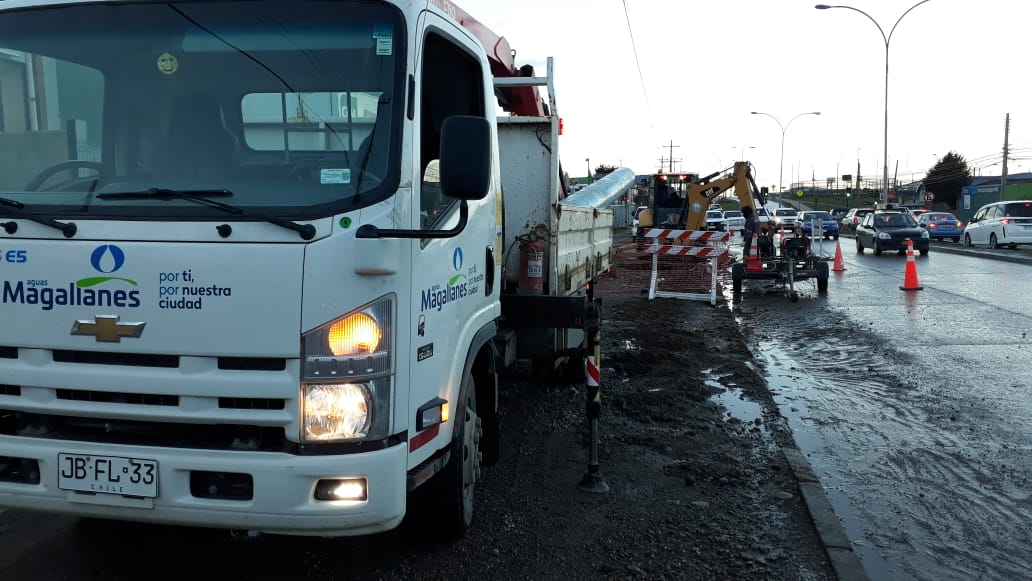 Aguas Magallanes informa de trabajos de reparación, tras interrupción de suministro en Avenida Frei