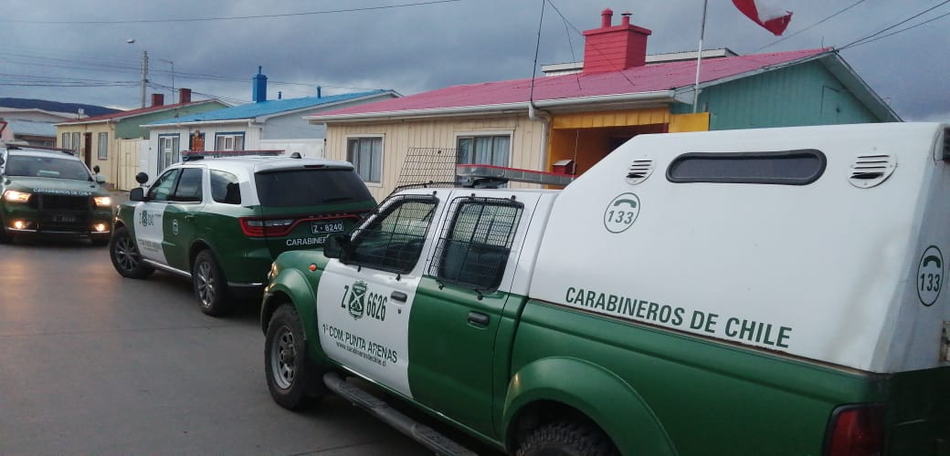 Una mujer que fue agredida con arma blanca se encuentra lesionada en el Hospital Clínico de Punta Arenas: los dos presuntos agresores fueron detenidos
