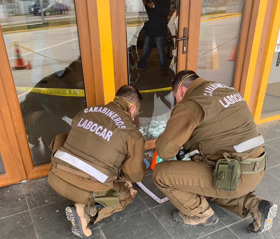 Carabineros investiga robo a dos empresas de buses en el Rodoviario municipal de Puerto Natales