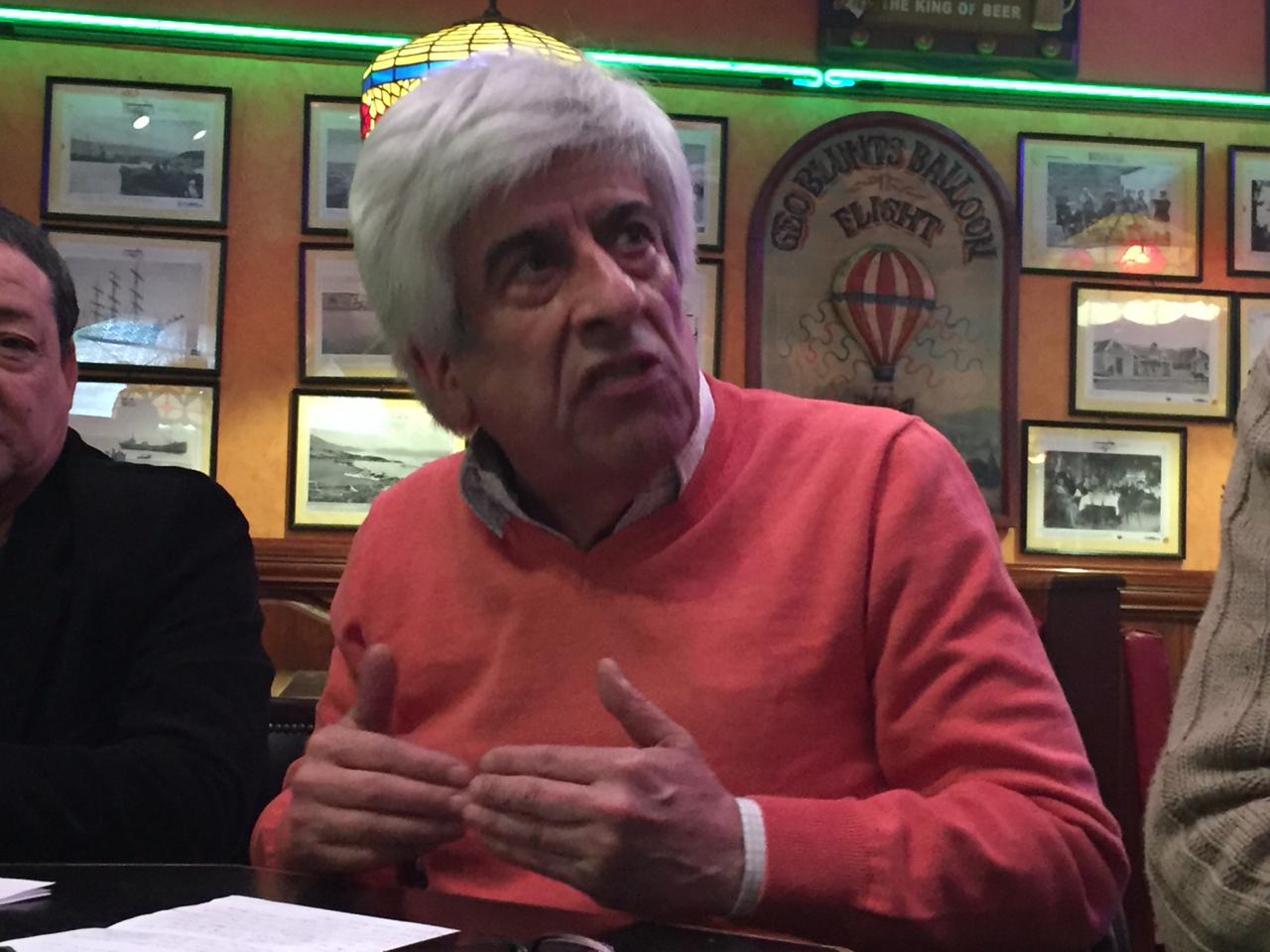 Profesor Luis Legaza presentó su precandidatura a Alcalde en Punta Arenas respaldado por el Partido Humanista: «quiero efectuar un trabajo efectivo en favor de la comunidad magallánica»