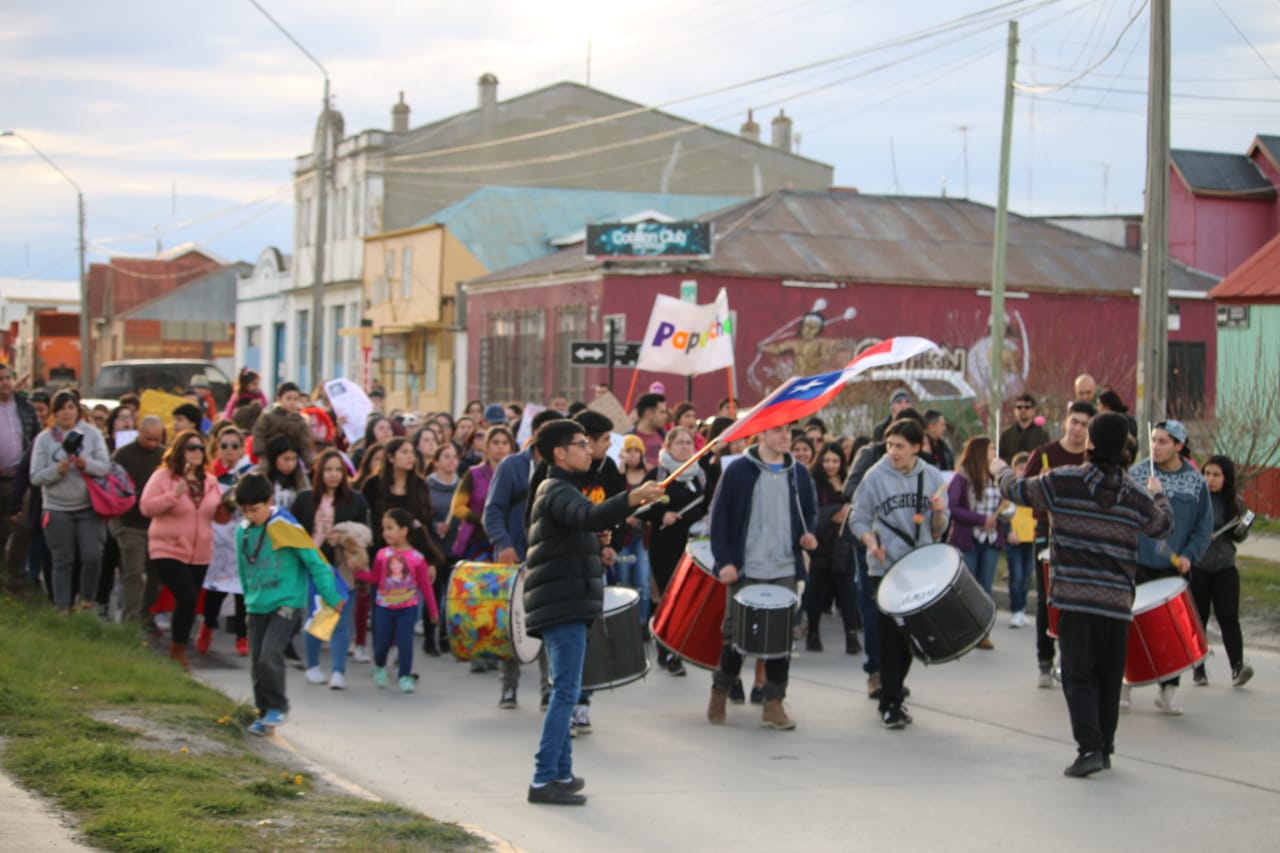 Masivas manifestaciones ciudadanas se han producido ayer miércoles 23 de octubre en toda la región de Magallanes