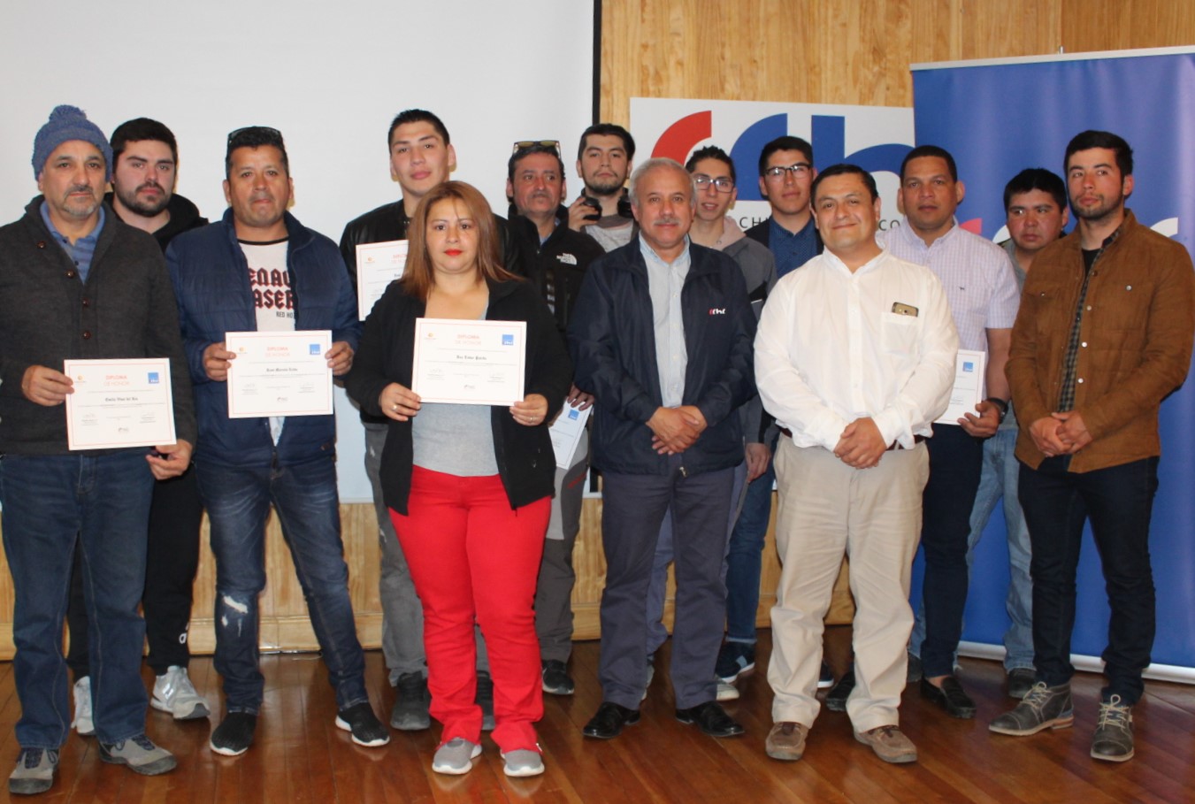 Dieciocho trabajadores culminaron con éxito curso de oficio dictado por la Cámara Chilena de la Construcción Punta Arenas