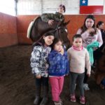 Agrupación Te Abrazo de Magallanes realiza actividades de equinoterapia en colaboración con el Ejército y la Municipalidad de Punta Arenas