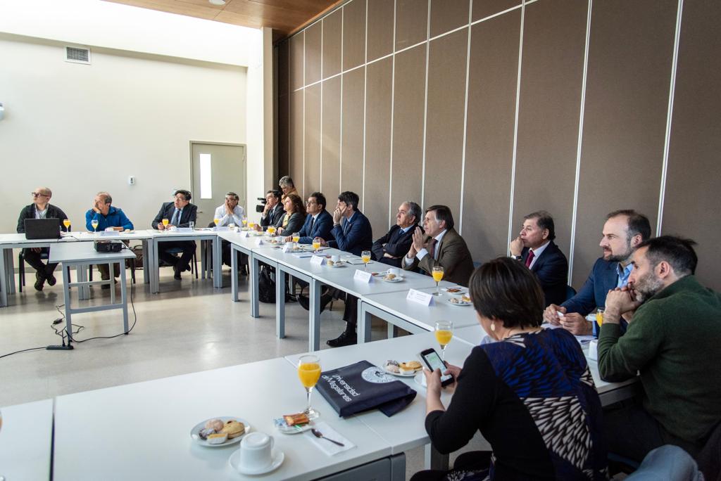 Ministro de Ciencia recorrió las diversas instalaciones científicas en Punta Arenas con miras a la próxima instalación de la seremía en la macrozona austral