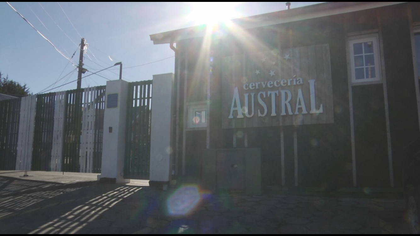 El gerente de la Cervecería Austral, lamentó el accidente que afectó a un trabajador de la planta y dijo que están investigando los hechos para mejorar aún más las medidas de seguridad