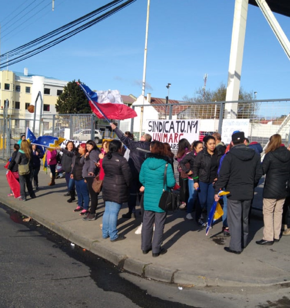 Trabajadores de Unimarc cierran supermercados en Punta Arenas y Puerto Natales