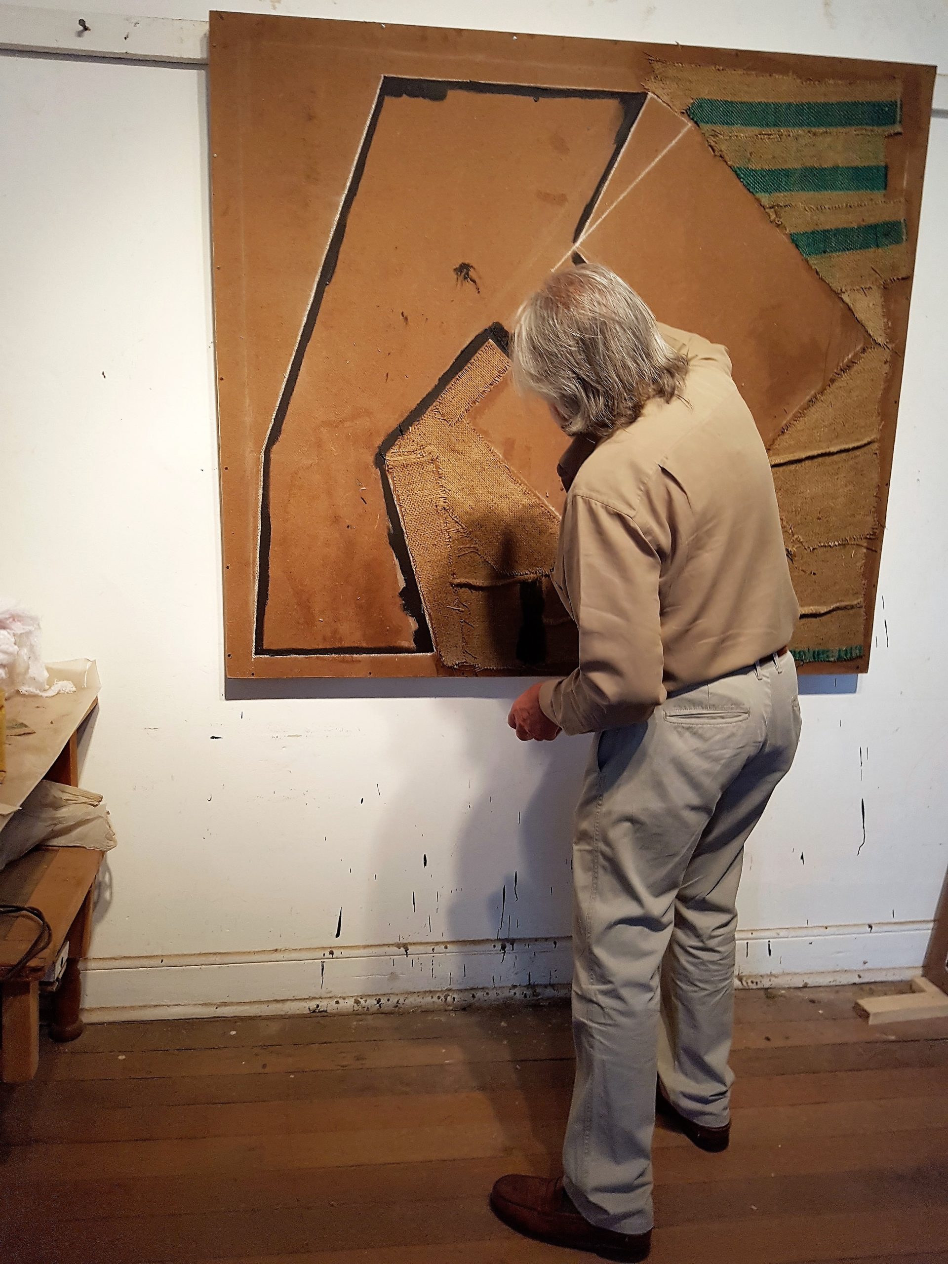 Exposición Materia Urbana de Patricio Court se presenta en Dreams Punta Arenas