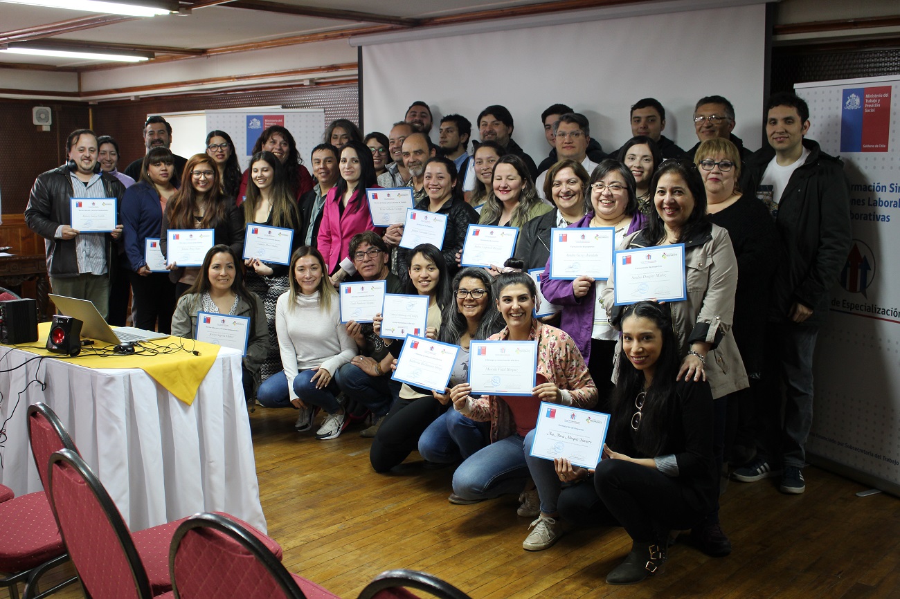 Más de 80 trabajadores de la región de Magallanes se certificaron como líderes sindicales