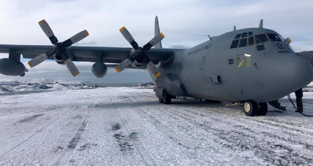 A cuatro cuadrantes se extiende la búsqueda del avión C130 extraviado en canal Drake