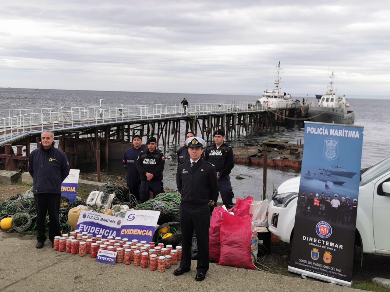 SERNAPESCA y Policía Marítima de la III Zona Naval incautaron ayer centolla procesada en el estrecho de Magallanes