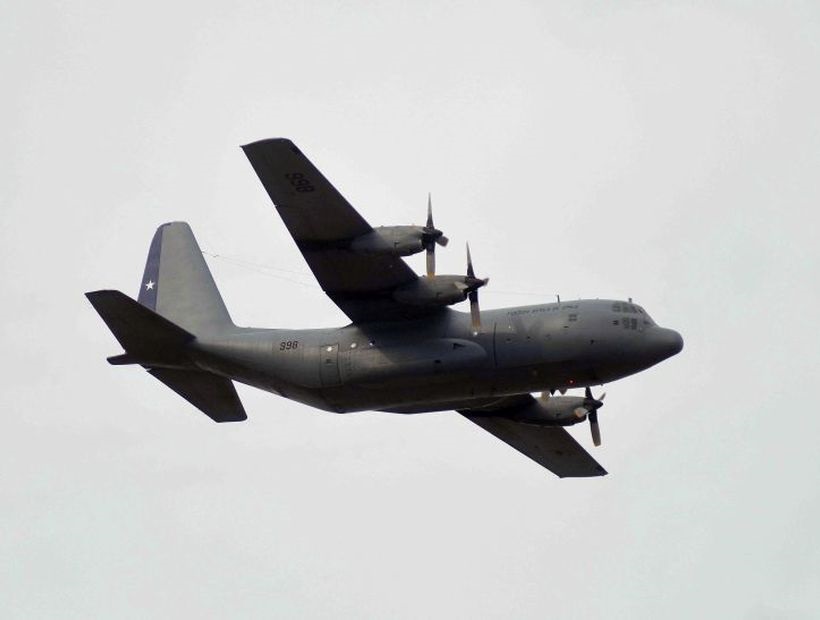 Comandante en Jefe de la FACH reconoció la posibilidad que «nunca se sepa» qué ocurrió con el Hércules C-130: el avión «sufrió un colapso completo que lo hizo desintegrarse»