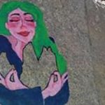 Detienen a turista italiana presunta autora de rayado en Parque Nacional Torres del Paine