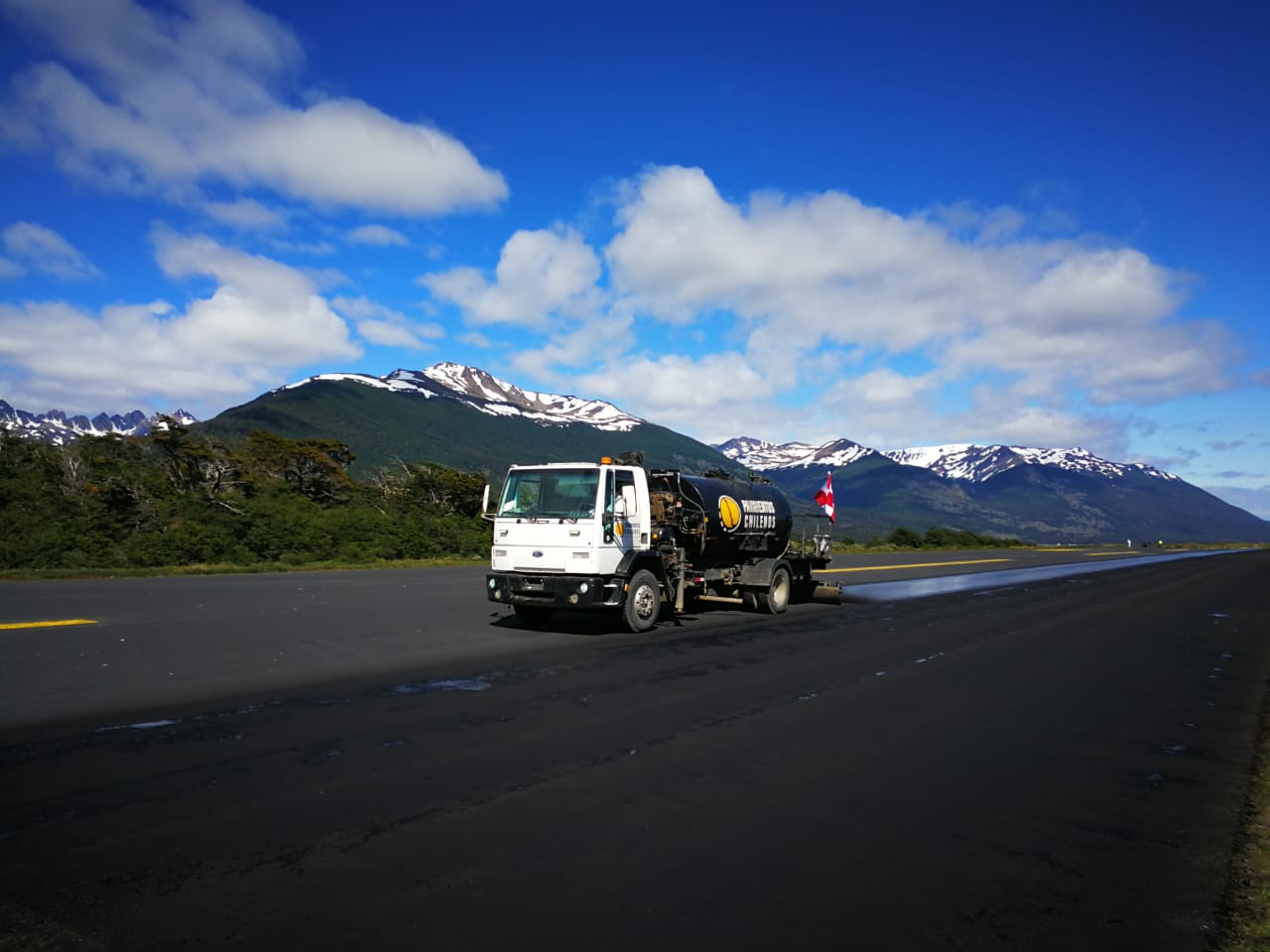 Avanzan obras de mejoramiento en Aerodromo Guardiamarina Zañartu de Puerto Williams