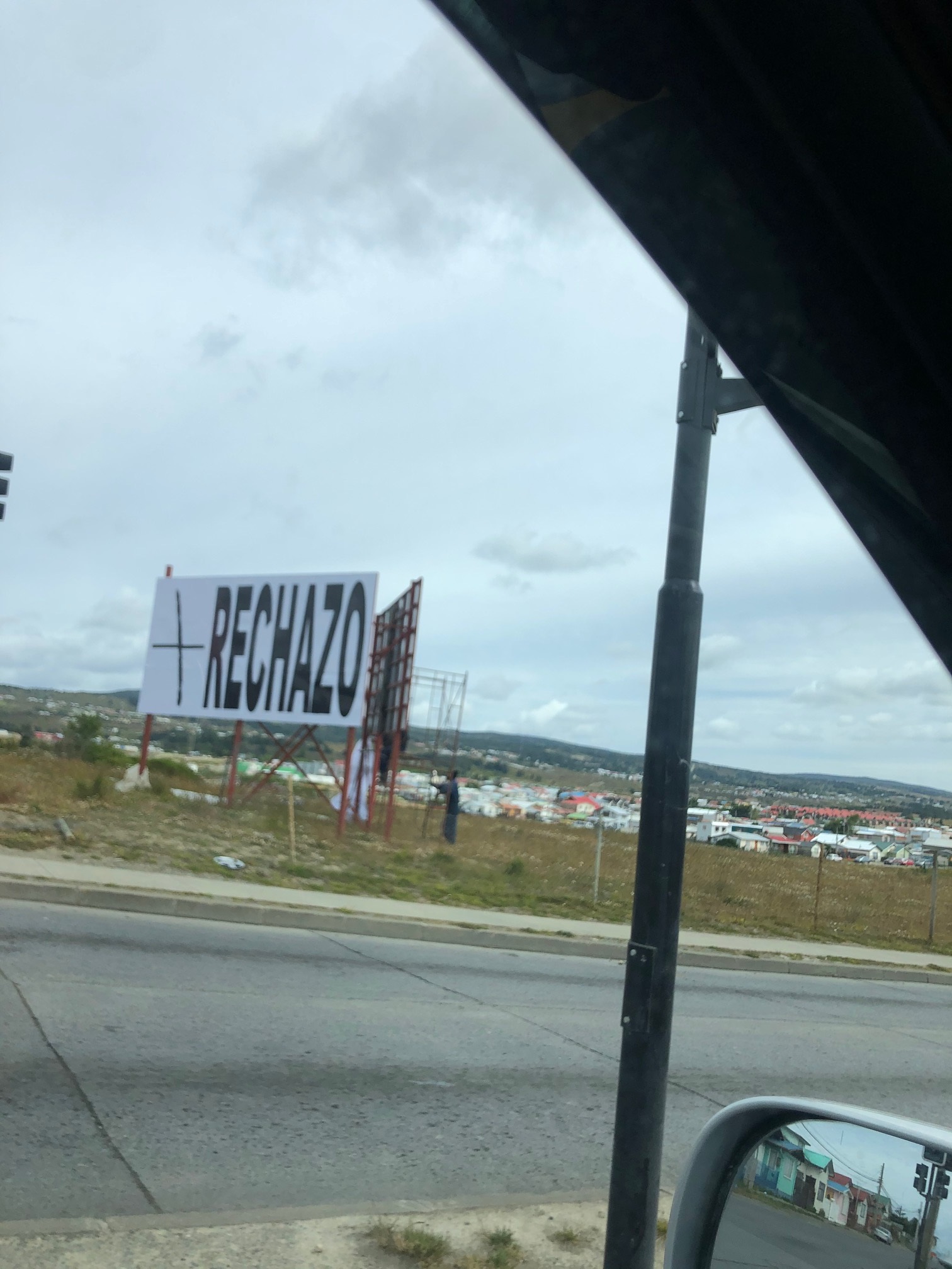 Propaganda política ilegal ya se encuentra en Punta Arenas
