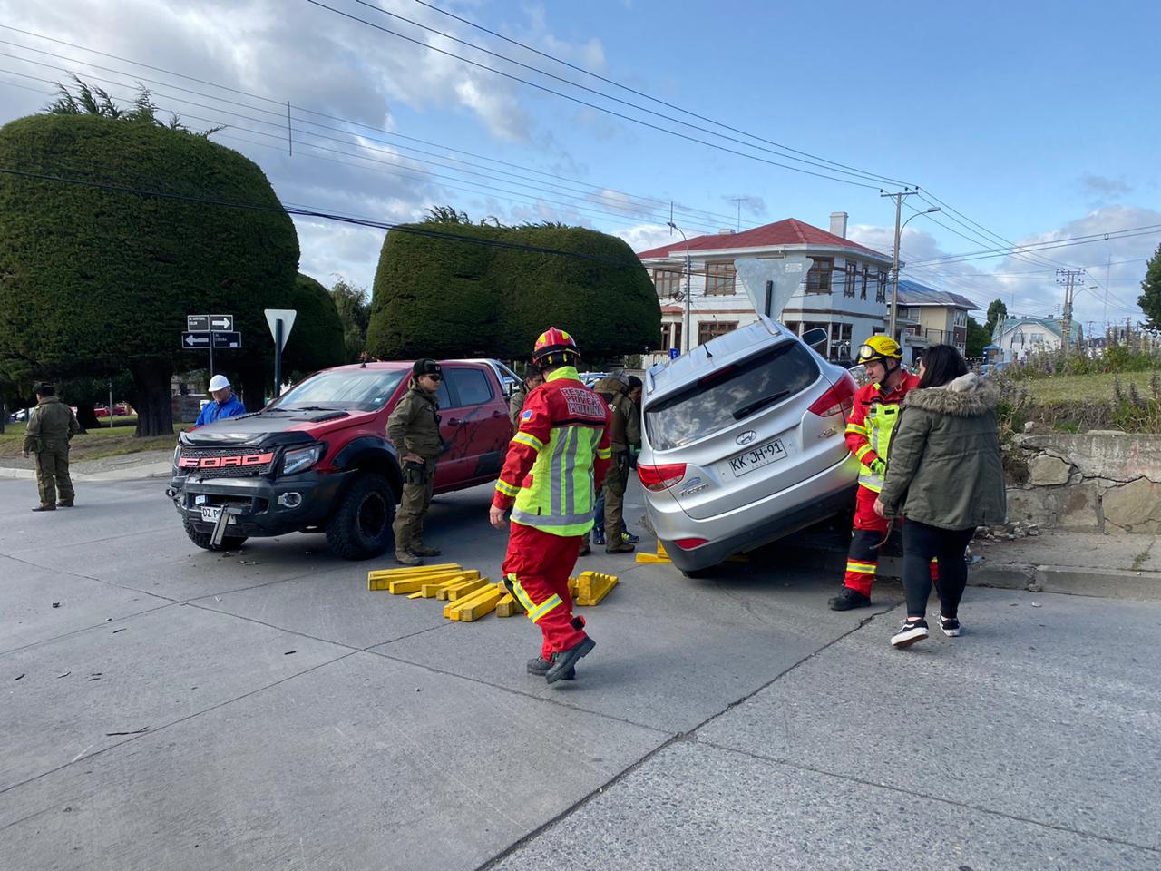 Colisión en pleno centro de Punta Arenas dejó una persona lesionada