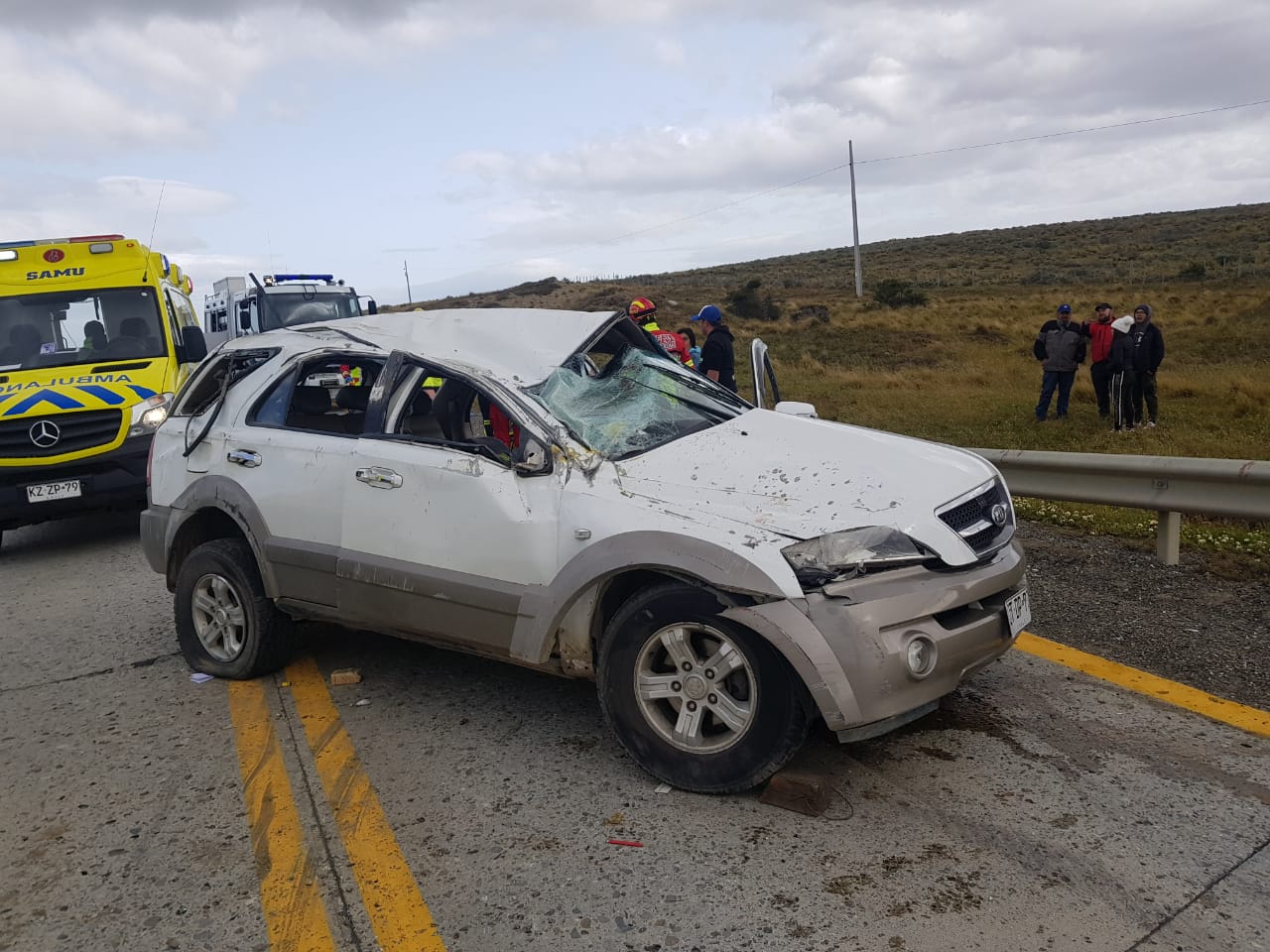 Cuatro lesionados en accidente en Ruta 9 Norte esta tarde de domingo: una persona con riesgo vital trasladada de urgencia en helicóptero al Hospital Clínico